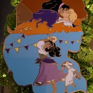 🐑 Limited Edition 50 Hunchbacks Esmeralda Silhouette Disney Fantasy